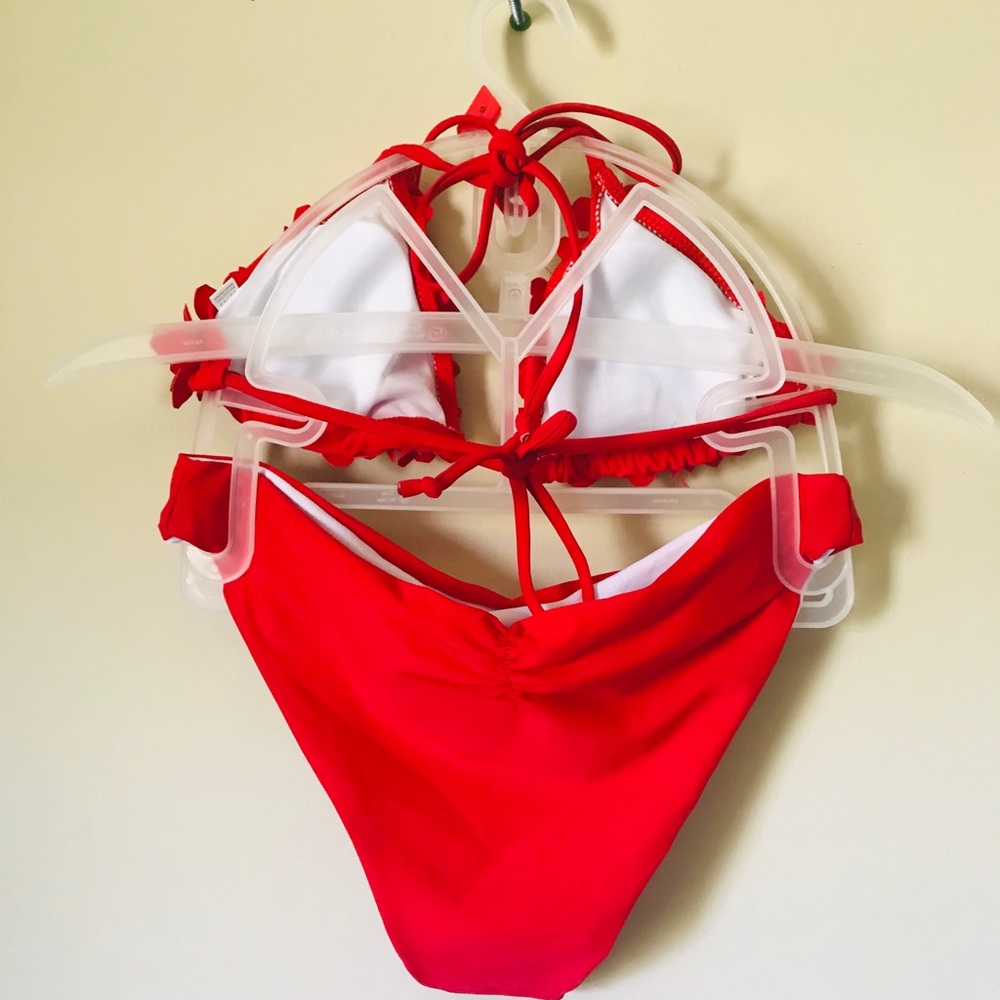 Red bikini set - Picture 2 of 2
